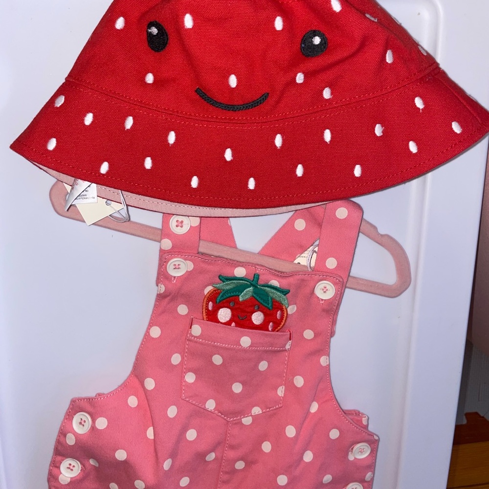 Overall shorts with matching hat